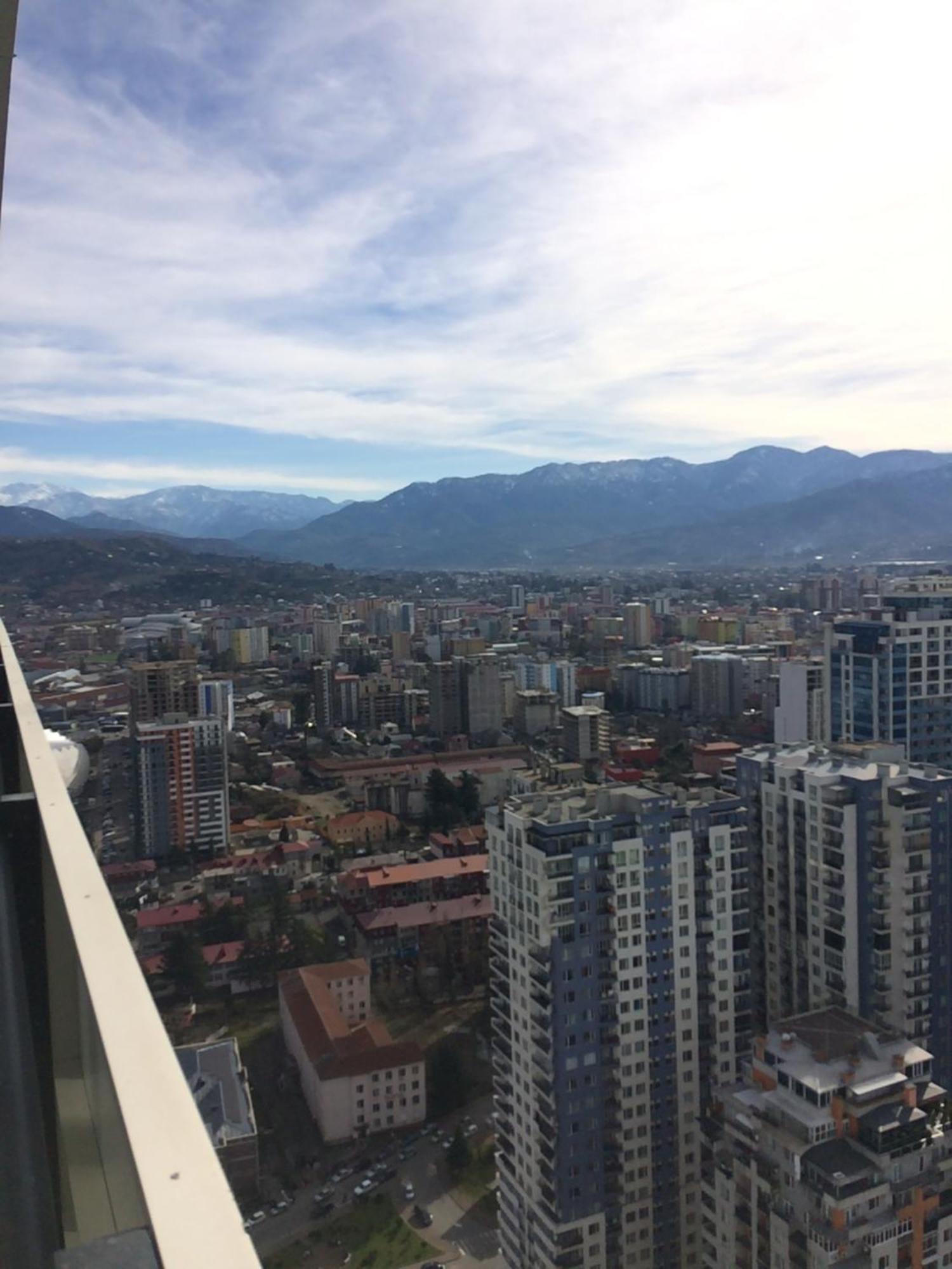 Orbi Сity Sunny Apartments High Floor บาทูมิ ภายนอก รูปภาพ