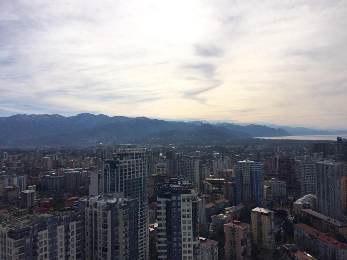 Orbi Сity Sunny Apartments High Floor บาทูมิ ภายนอก รูปภาพ